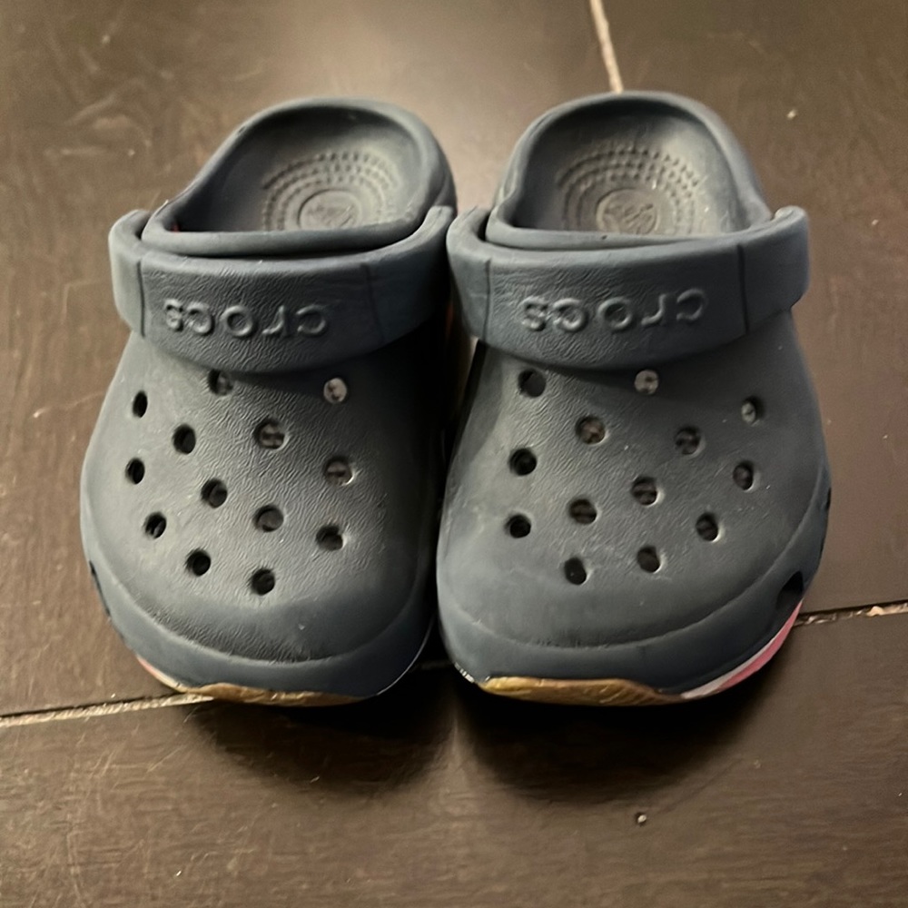 Toddler 4/5 Navy Crocs